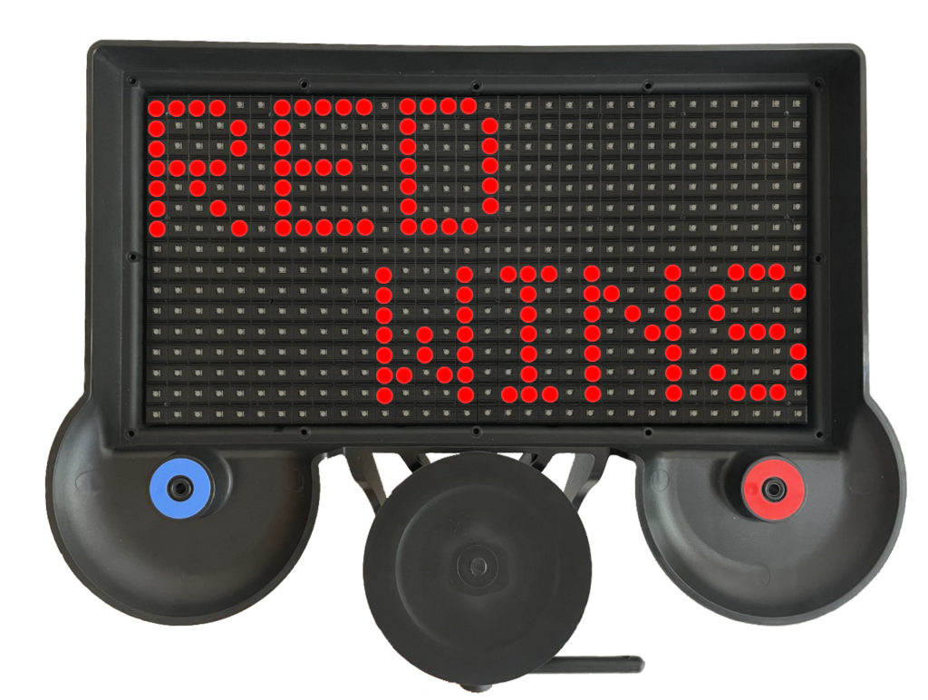RED WINS scorebord